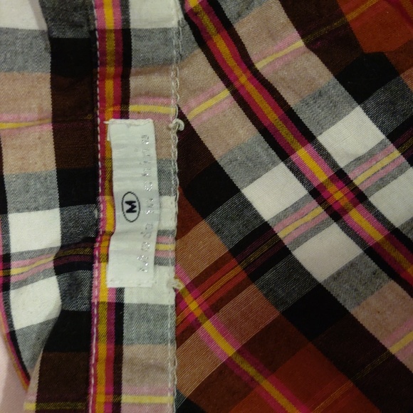 Button up - Picture 2 of 3